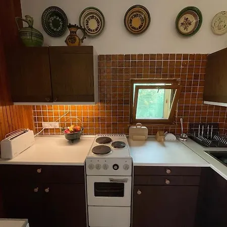 Holiday home Cube - Kiado Nyaralo Kilatassal A Dunakanyarra Domos